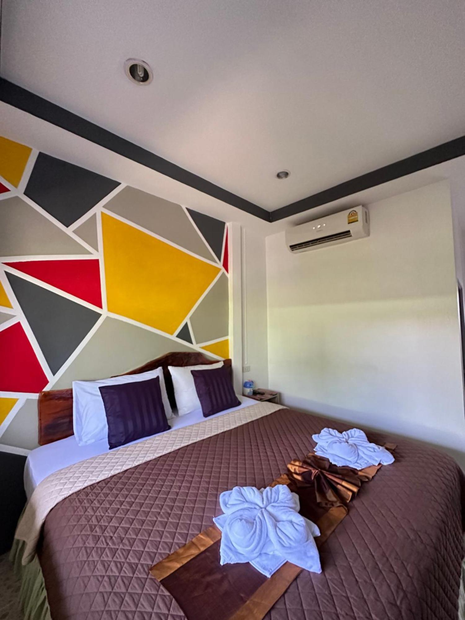 Hotel Suntalee House Nai Yang Beach Exterior foto
