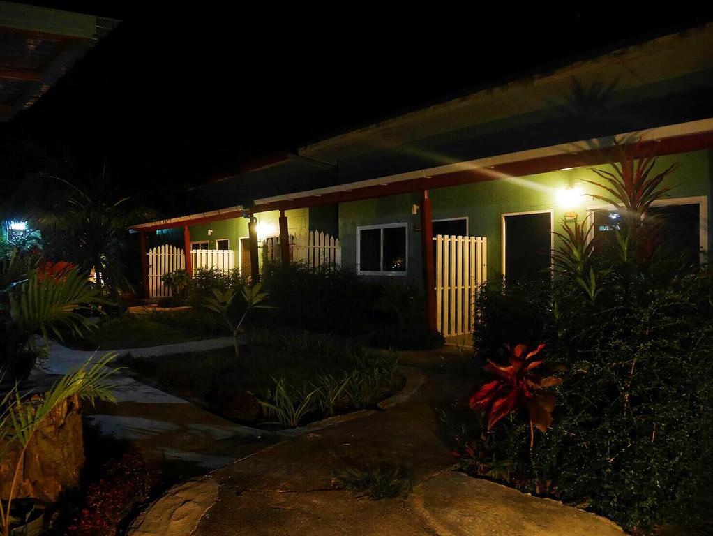 Hotel Suntalee House Nai Yang Beach Exterior foto